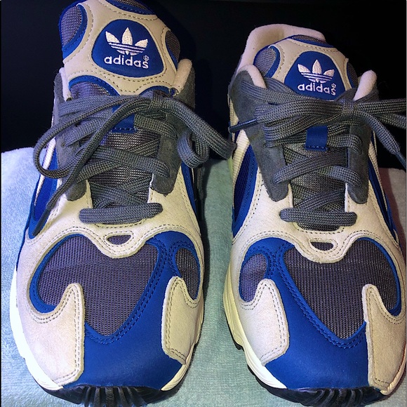 adidas yung 1 sesame grey & chalk white
